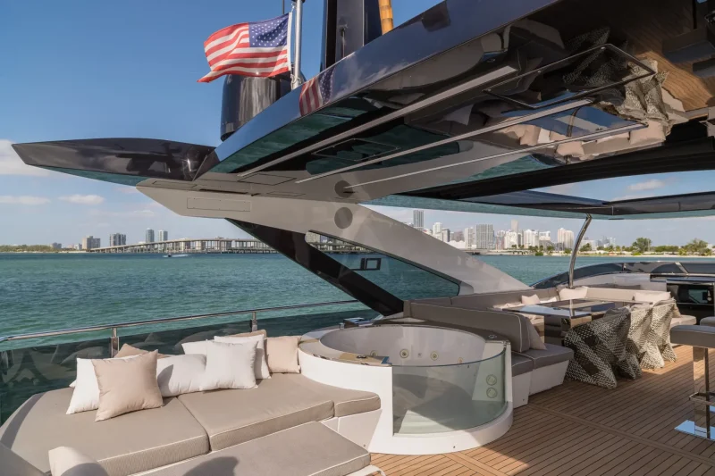 Top Deck - Jacuzzi