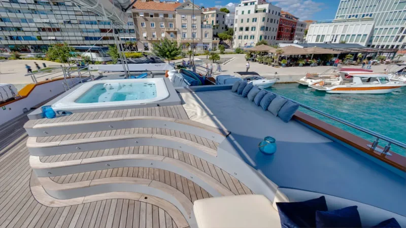 Jacuzzi 