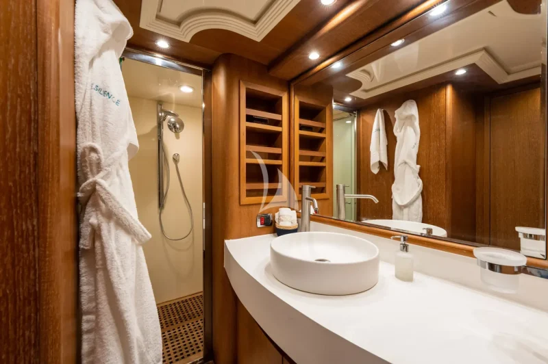 Master's Cabin Bathroom