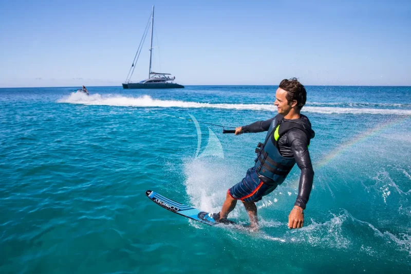 Water activity - ÃÂ© Stuart Pearce