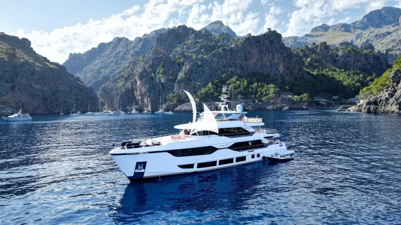 M/Y ROCKET ONE