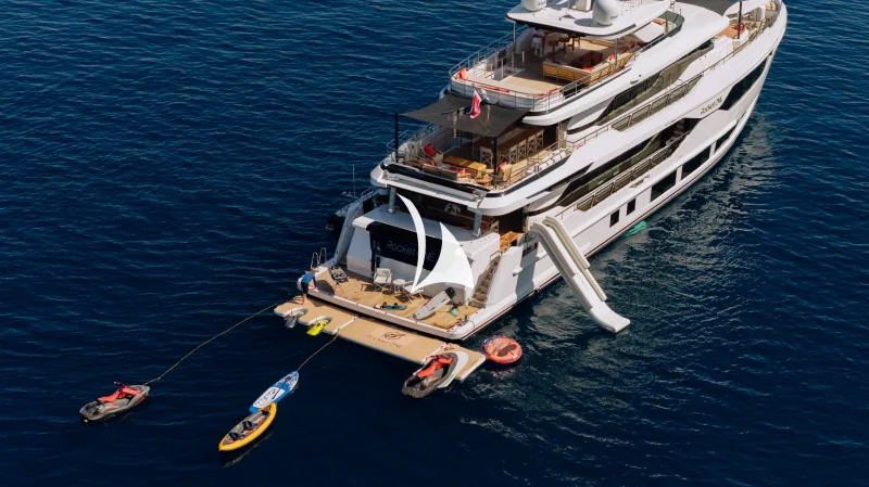 M/Y ROCKET ONE