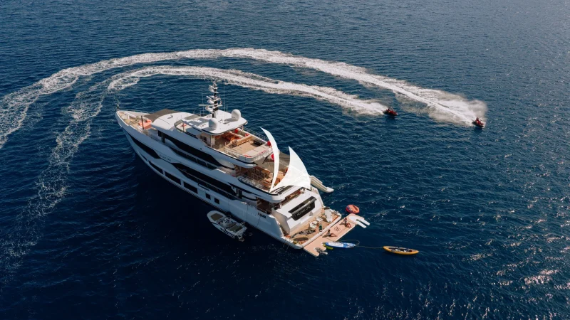 M/Y ROCKET ONE
