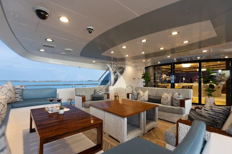 Main Aft Deck Lounge
