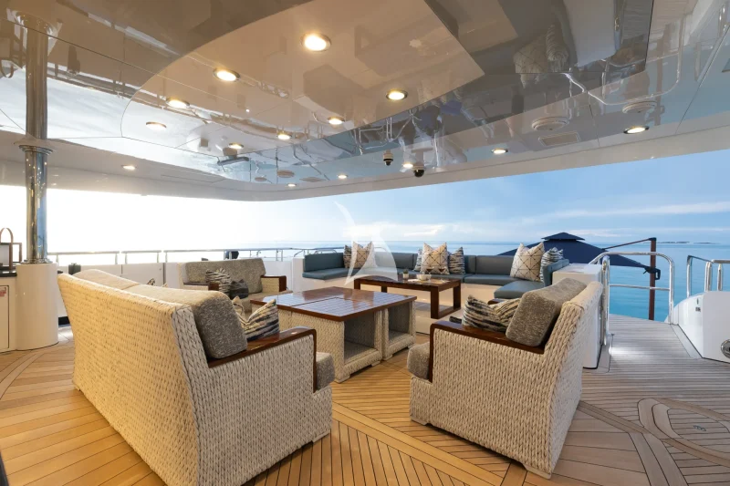 Main Aft Deck Lounge
