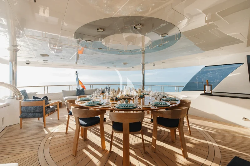 Skylounge Aft Deck 