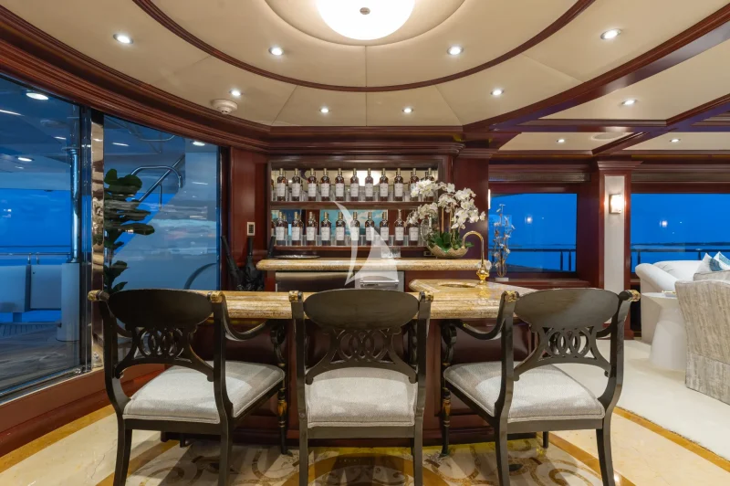 Main Salon Bar