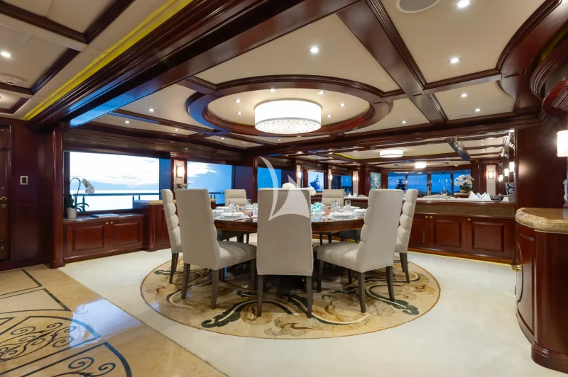 Main Salon Formal Dining