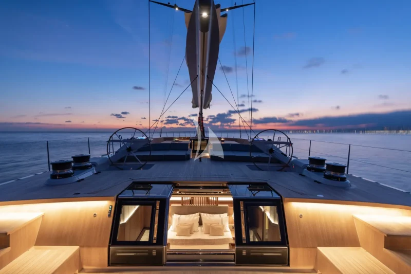 Main deck by night 