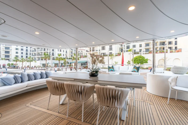 UPPER DECK AFT ALFRESCO DINING AREA