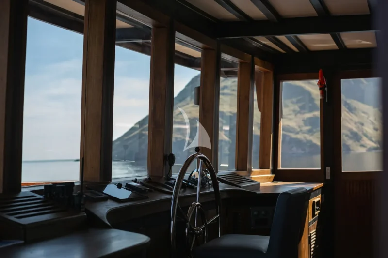 Bridge Deck - Wheelhouse