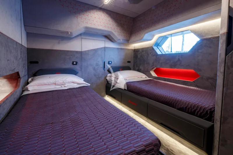 Twin cabin