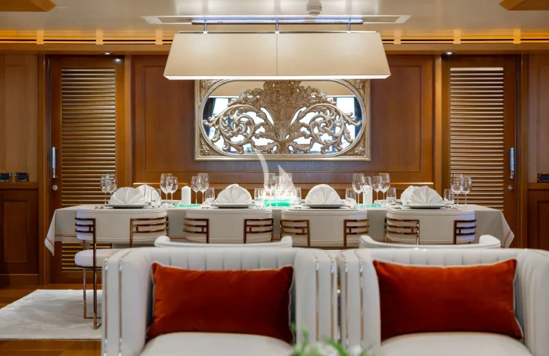 Main salon dining area