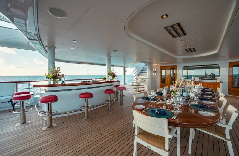 Owners Deck Dining