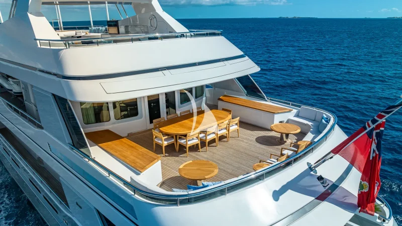 REVERIE Bridge Deck Dining Aft