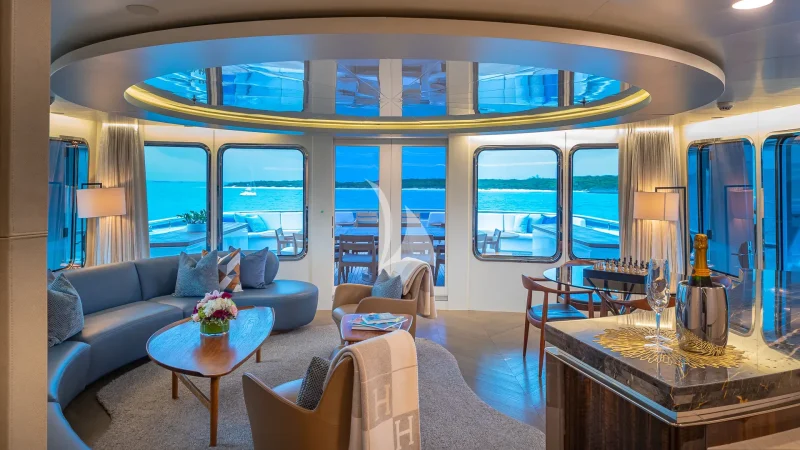 REVERIE Sky Lounge