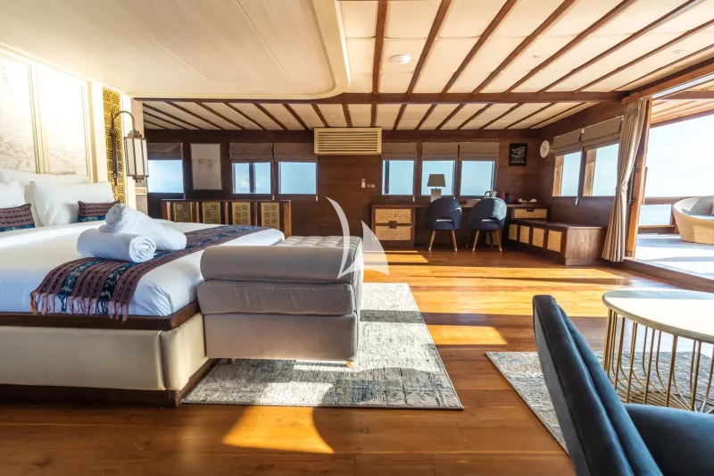 Master suite