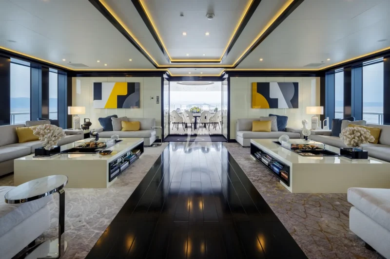 Saloon 