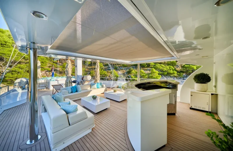 deck lounging area