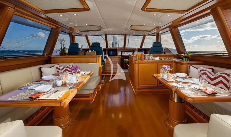 Cockpit - dining