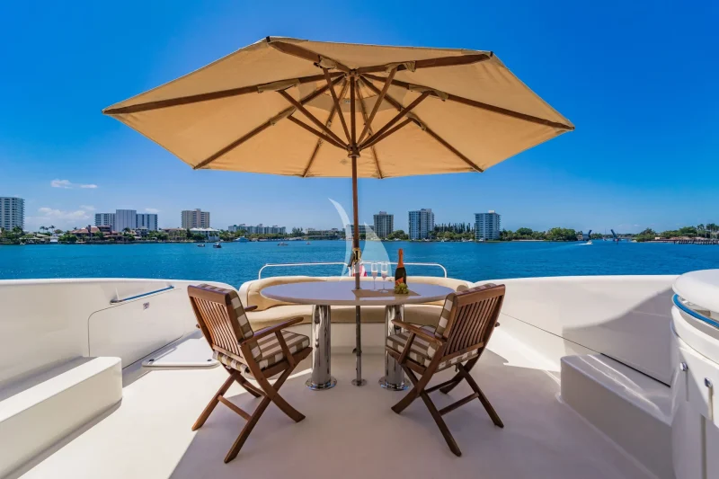 Skylounge Aft Deck