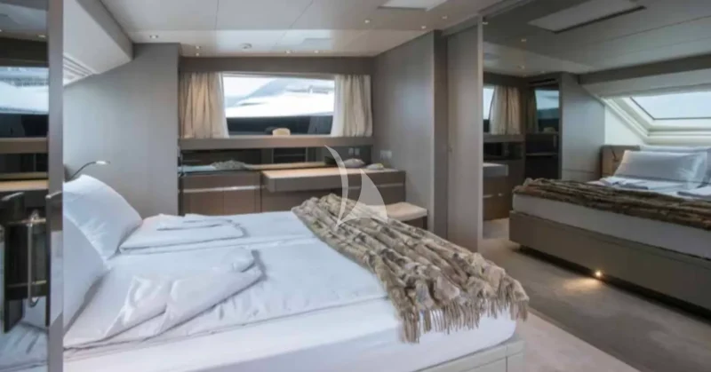 Master cabin 1