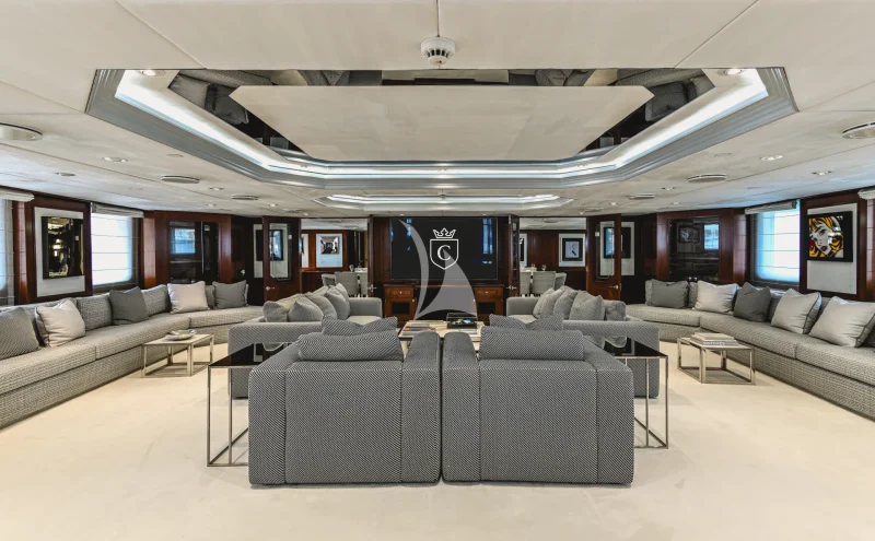 B deck - main salon and lounge area