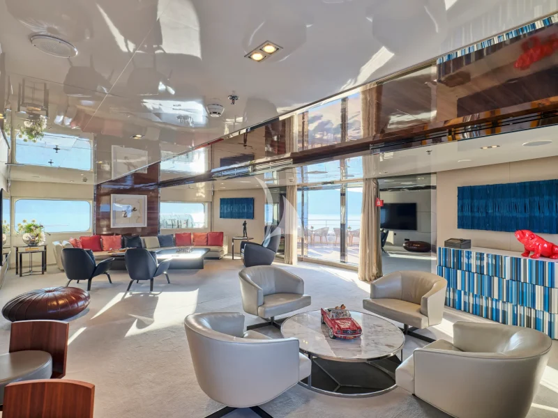 Bridge deck - owner's lounge