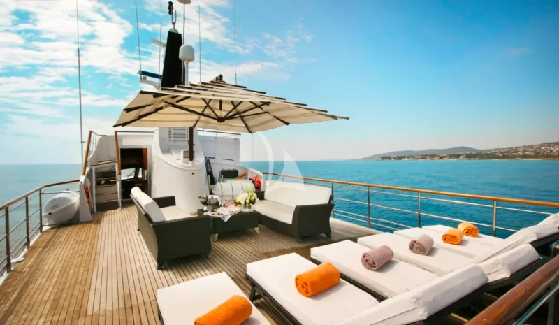 sundeck