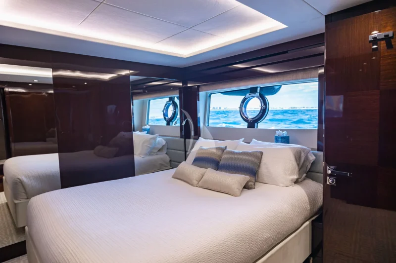 Double Cabin 