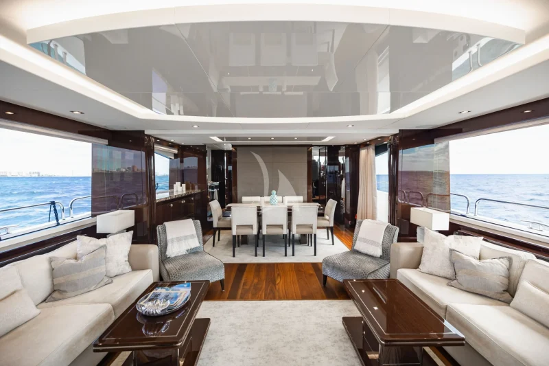 Salon & Formal Dining 