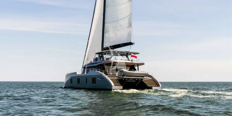 APOLLO 99 - Sailing