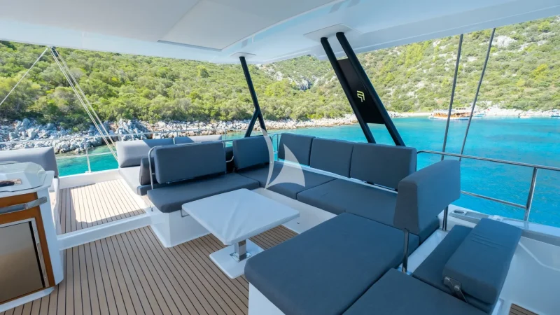 Flybridge