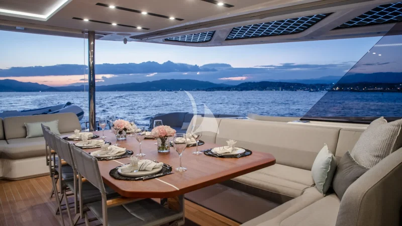 Aft Deck - Dining Area