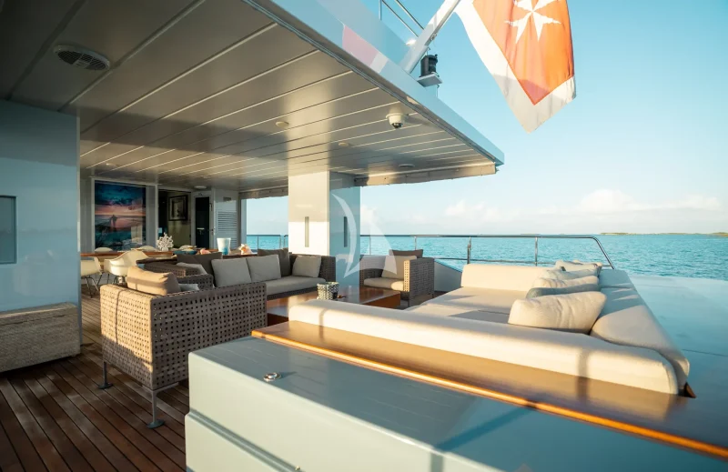 Aft Deck Seating
