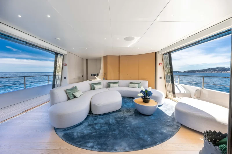 M/Y OCEAN ONE - Sky Lounge