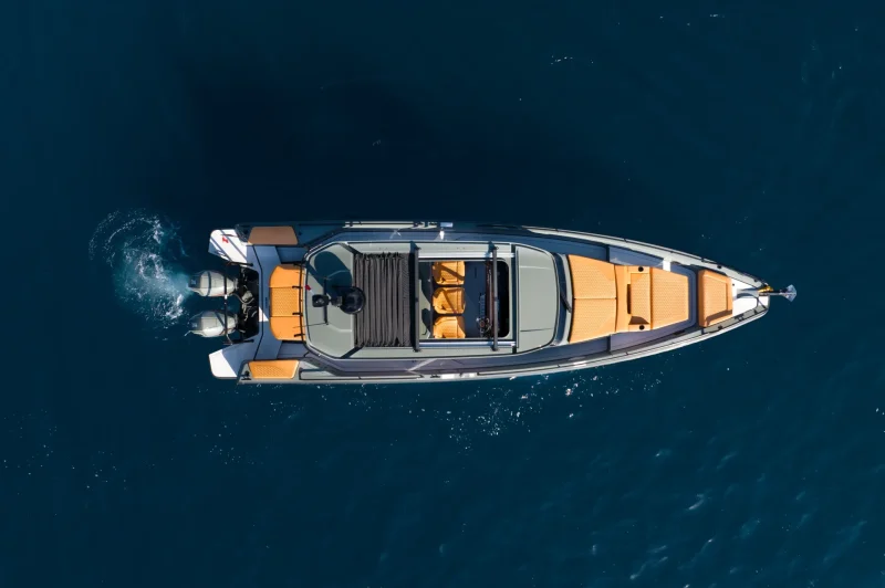 M/Y OCEAN ONE - Brabus Shadow 900 Sun-top Stealth Green Signature Edition
