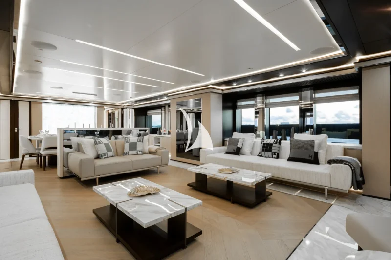 M/Y Provocateur Main Deck Salon