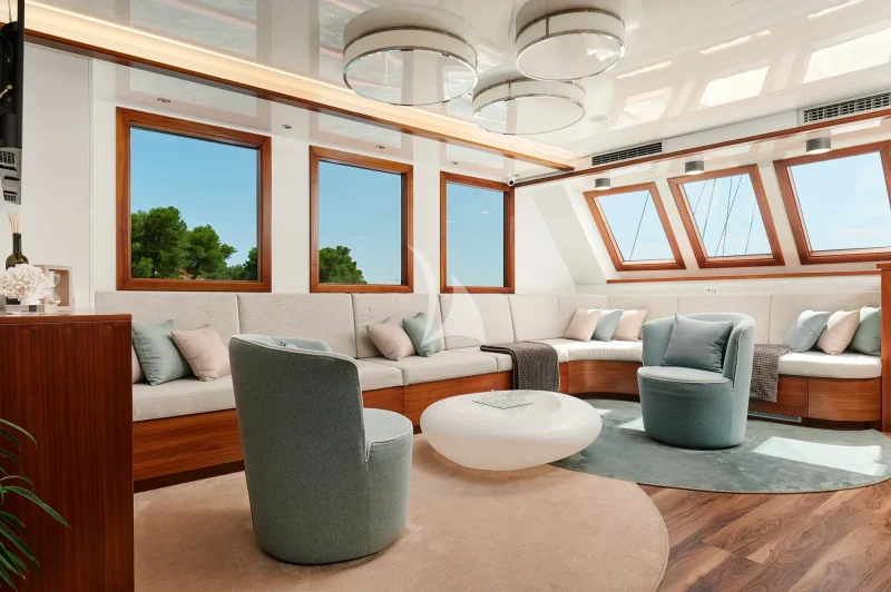 Lounge seating 