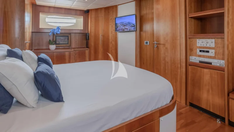 Master Cabin 