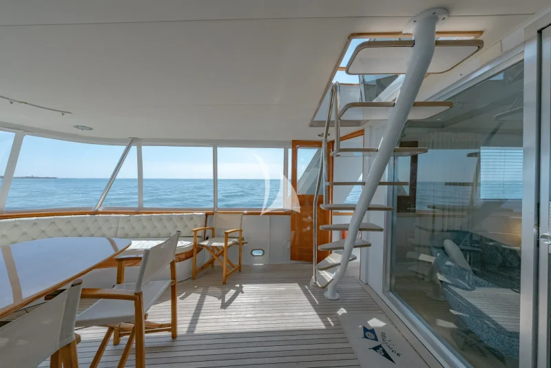 Aft Deck Seating/Dining