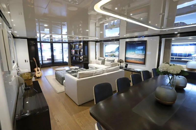 Main deck salon 