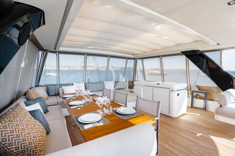Flybridge