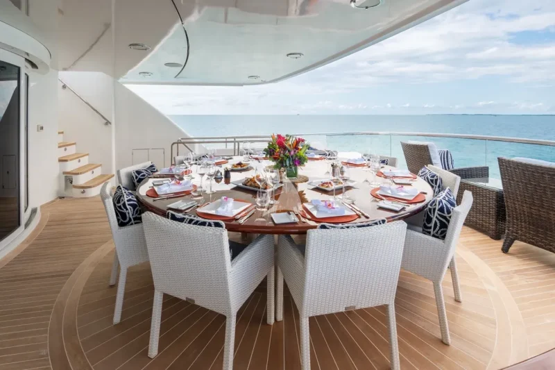 Bridge Deck Aft Dining