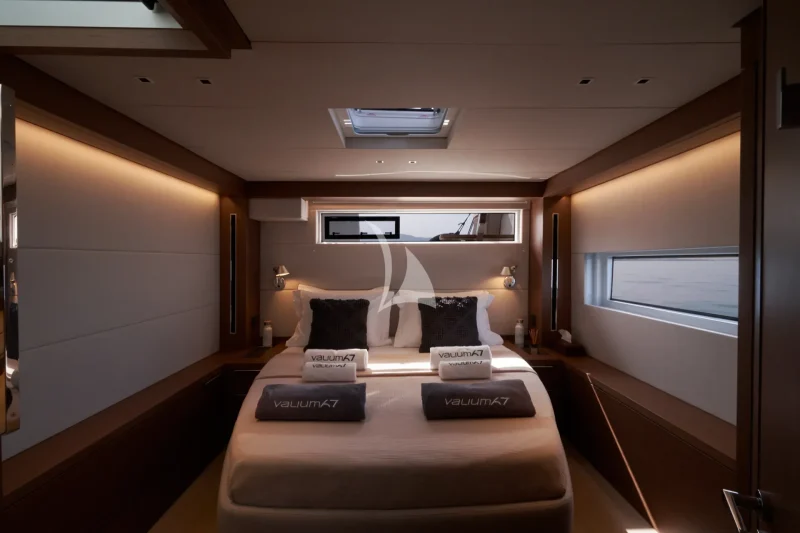 Double cabin