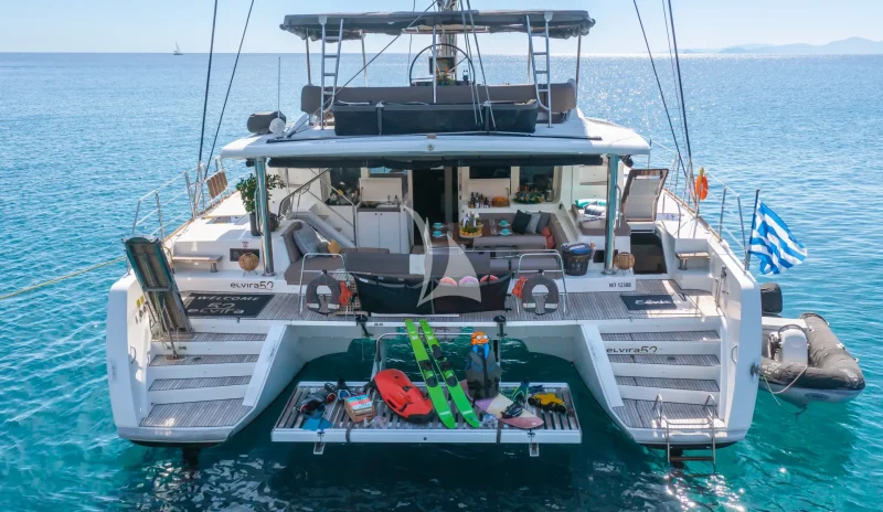 ELVIRA 52