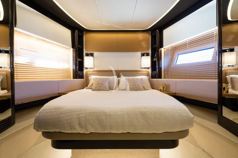 Double Cabin