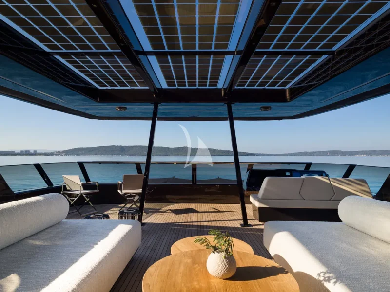 Flybridge