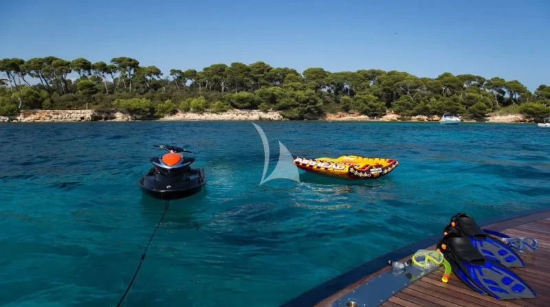 Water toys