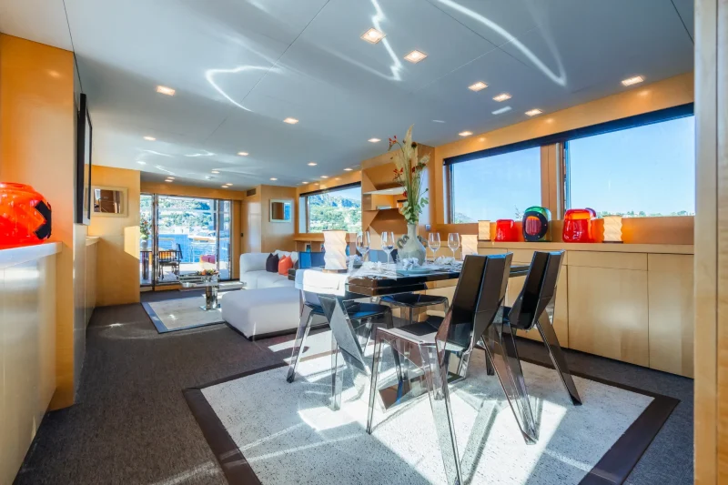 TEMPEST Main Salon 5